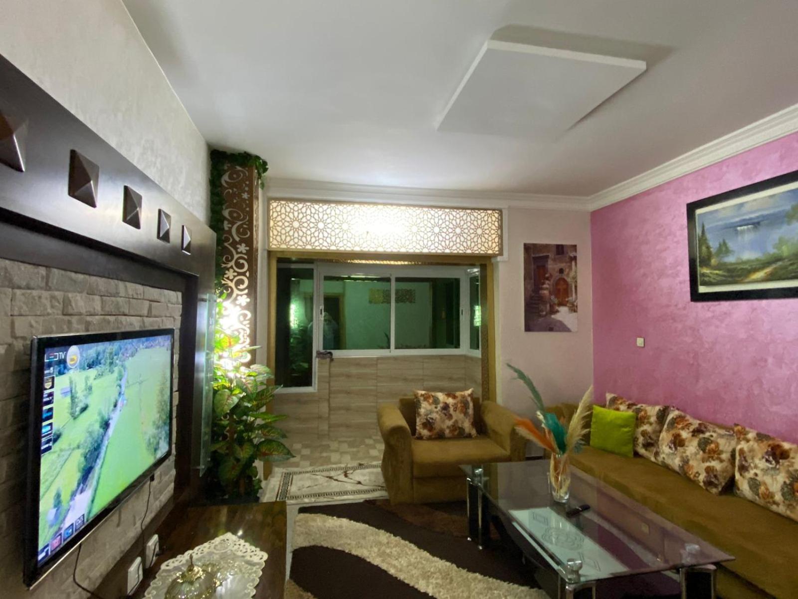Appartement 3 Chambres Avec Balcon Tangeri Esterno foto