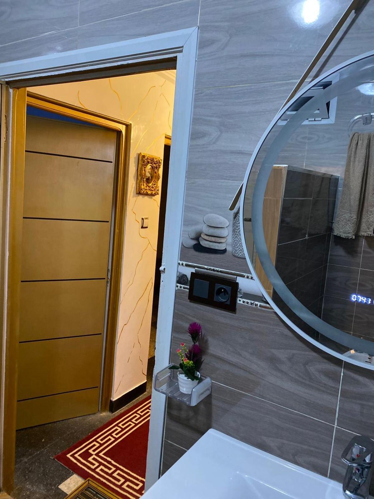 Appartement 3 Chambres Avec Balcon Tangeri Esterno foto